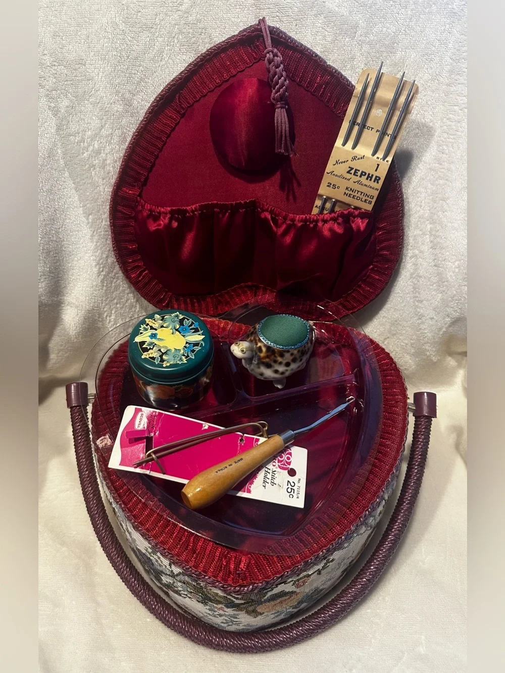 Heart Sewing Basket Notions Vintage Granny Chic Floral Red Collector Crafts Lot